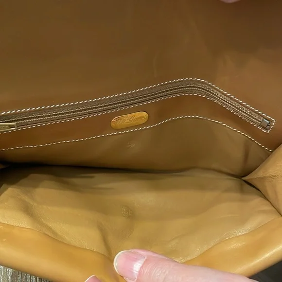 GUCCI - Micro GG long wallet with double flaps - EUC authentic - Picture 5 of 11